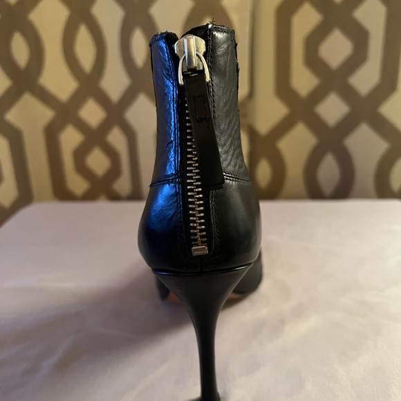 Nine West bootie!! - Picture 6 of 7